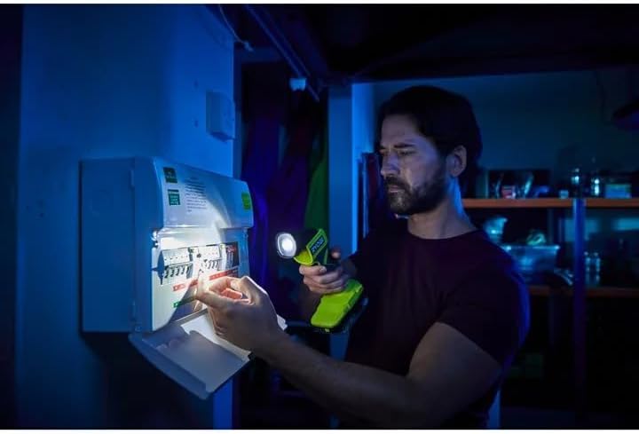 RYOBI PCL660B ONE+ 18V Cordless LED Flash Light (Tool Only)