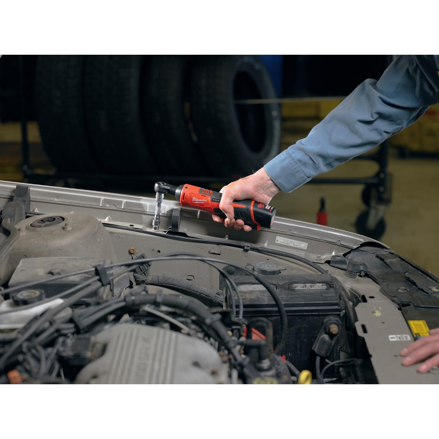 Milwaukee 2457-20 M12 Cordless 3/8" Sub-Compact 35 ft-Lbs 250 RPM Ratchet w/ Variable Speed Trigger