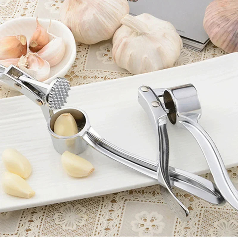Stainless steel manual small garlic press for pounding garlic paste, kitchen supplies, manual garlic