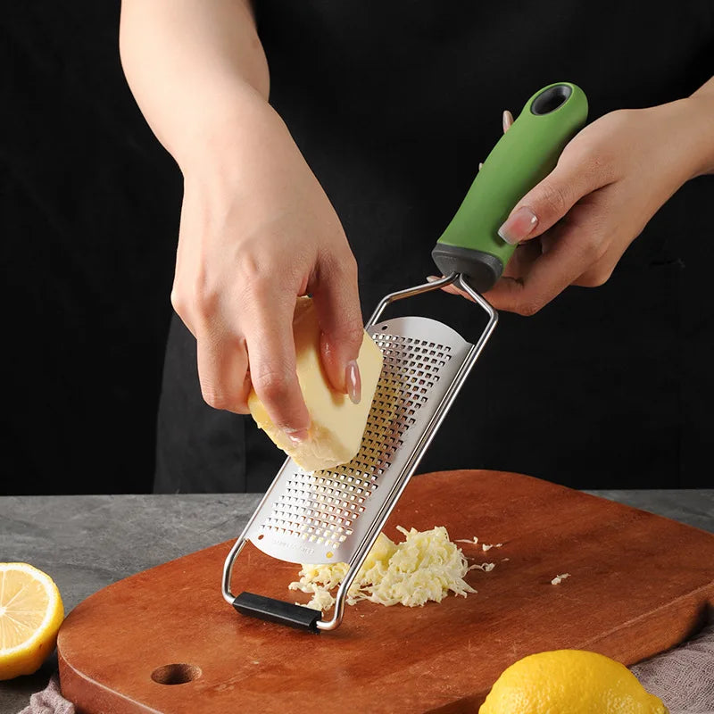 Multi-functional Premium Stainless Steel Cheese Grater，Wide Shave for Foods Such As Chocolate Lemon